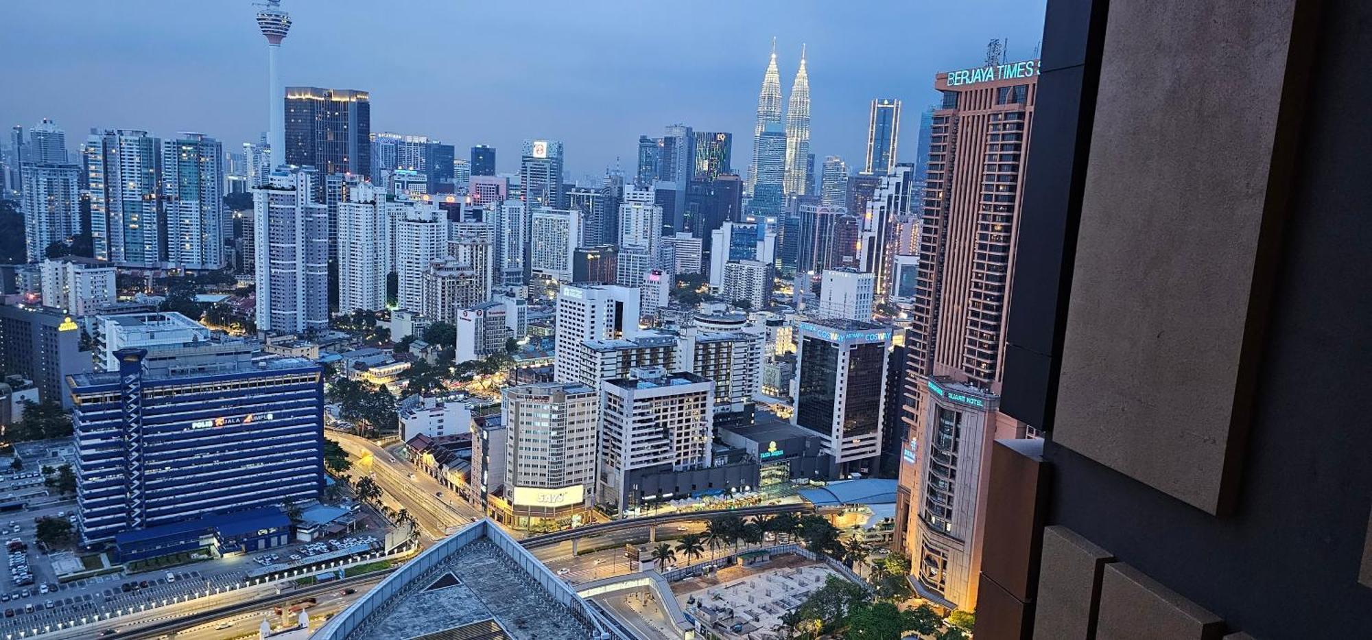Lucentia Suites At Kuala Lumpur Buitenkant foto