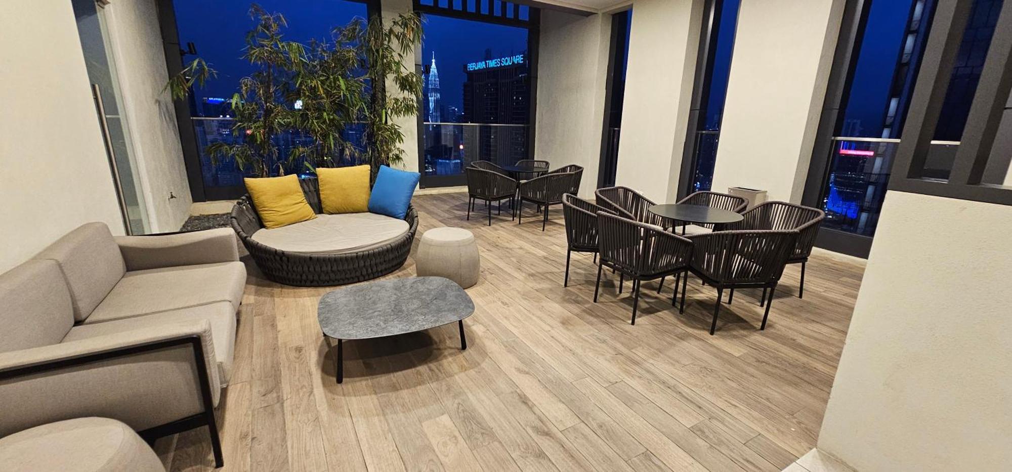 Lucentia Suites At Kuala Lumpur Buitenkant foto