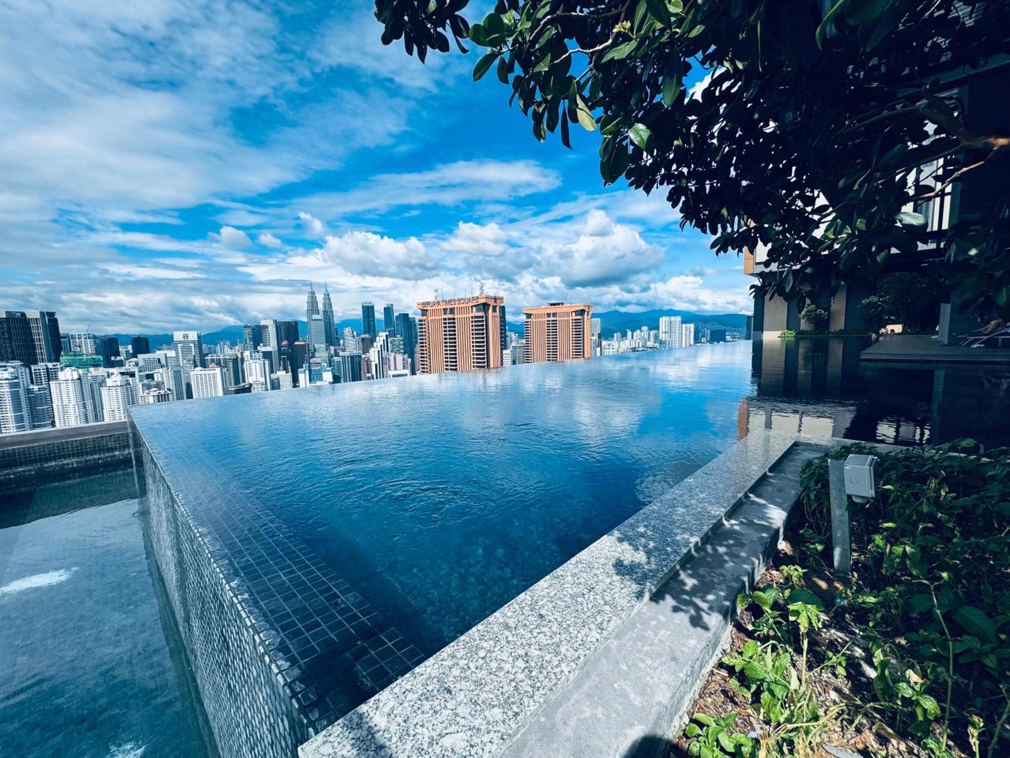 Lucentia Suites At Kuala Lumpur Buitenkant foto